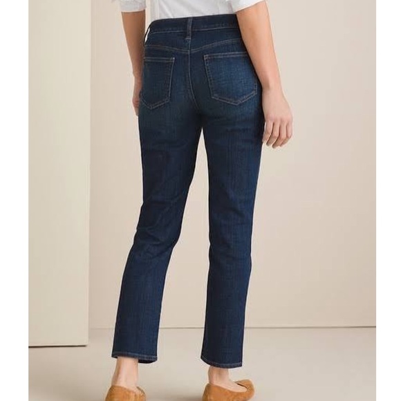 Chicos Dark Wash the So Slimming Girlfriend Crop Jeans Size 12 - Picture 2 of 8